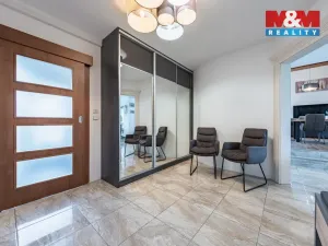 Prodej rodinného domu, Křenice, Šípková, 183 m2