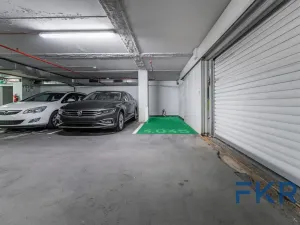 Prodej garáže, Praha - Strašnice, Vinohradská, 8 m2