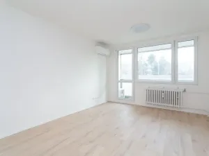 Prodej bytu 2+kk, Praha, Poznaňská, 48 m2