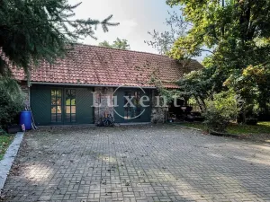 Prodej komerční nemovitosti, Stříbrná Skalice, 1700 m2