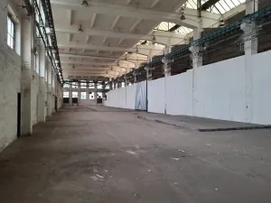 Pronájem skladu, Praha - Vysočany, Kolbenova, 1079 m2