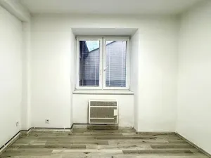 Prodej bytu 1+1, Jeseník, Kostelní, 24 m2