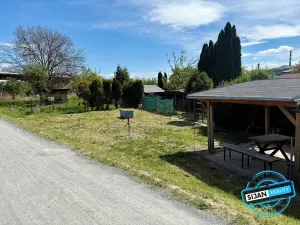 Prodej zahrady, Opava, 281 m2