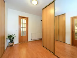 Pronájem bytu 2+1, Praha - Žižkov, Baranova, 85 m2