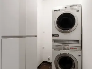 Prodej bytu 3+kk, Praha, Formanská, 91 m2