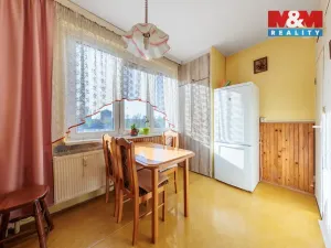 Prodej bytu 2+1, Karlovy Vary - Stará Role, Karlovarská, 61 m2