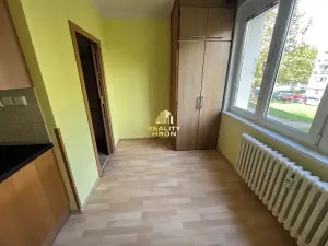 Prodej bytu 2+1, Podbořany, Sídliště Míru, 73 m2