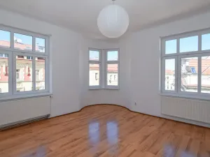Pronájem bytu 2+kk, Praha - Košíře, Brožíkova, 65 m2