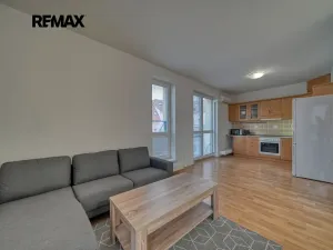 Pronájem bytu 2+kk, Poděbrady, Hakenova, 43 m2