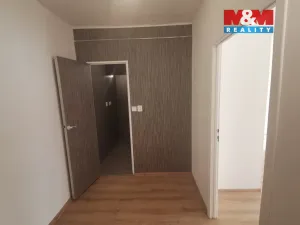 Pronájem bytu 1+kk, Ústí nad Labem - Všebořice, Spartakiádní, 31 m2