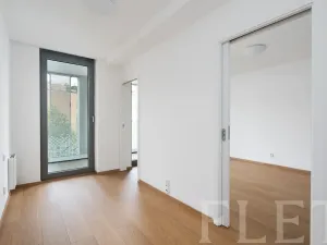 Pronájem bytu 2+kk, Praha - Košíře, Hlaváčkova, 40 m2