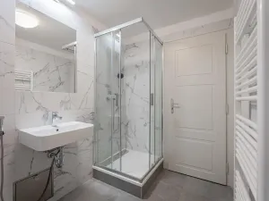 Pronájem atypického bytu, Praha - Staré Město, Kozí, 62 m2