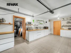 Prodej rodinného domu, Račice, 224 m2