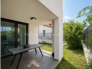 Pronájem bytu 2+kk, Praha - Troja, Pod Havránkou, 63 m2