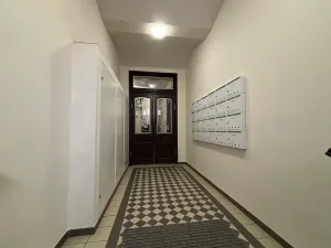 Pronájem bytu 1+kk, Praha - Smíchov, Kotevní, 22 m2