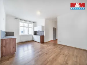 Pronájem bytu 2+1, Plzeň, Koterovská, 82 m2