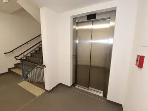 Prodej bytu 3+kk, Praha - Strašnice, Strančická, 138 m2
