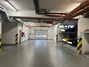 Pronájem garážového stání, Praha - Stodůlky, K zahrádkám, 12 m2