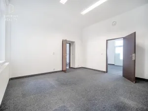 Pronájem kanceláře, Mladá Boleslav, 305 m2