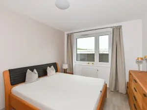 Pronájem bytu 3+kk, Praha - Vysočany, Strnadových, 78 m2