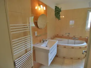 Prodej rodinného domu, Krupka, Letná, 204 m2
