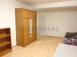 Pronájem bytu 2+1, Praha - Vršovice, Bělocerkevská, 52 m2