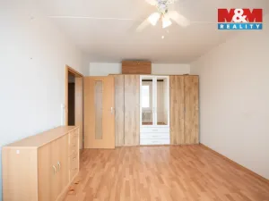Pronájem bytu 2+kk, Hradec Králové - Třebeš, třída Edvarda Beneše, 50 m2