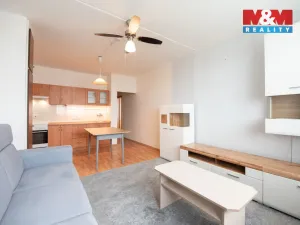 Pronájem bytu 2+kk, Hradec Králové - Třebeš, třída Edvarda Beneše, 50 m2