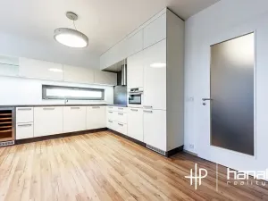 Pronájem bytu 2+kk, Olomouc, Dlouhá, 59 m2