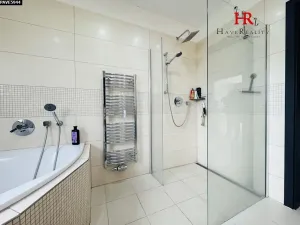 Pronájem rodinného domu, Bystřice, 200 m2