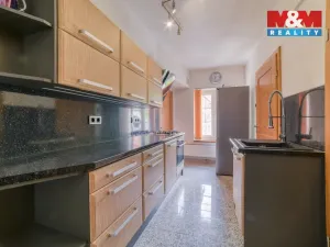 Prodej bytu 3+1, Cheb, Hradební, 56 m2