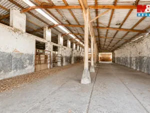Pronájem výrobních prostor, Kluky - Dobešice, 400 m2