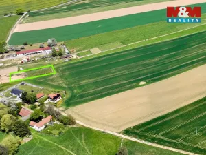 Prodej pozemku pro bydlení, Bácovice, 1600 m2