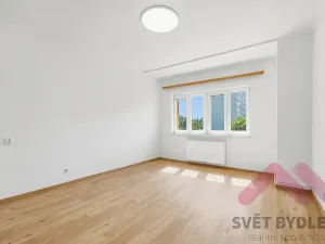 Pronájem bytu 2+kk, Praha - Nusle, Na Pankráci, 58 m2