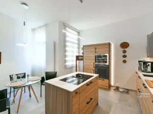 Prodej atypického bytu, Praha - Josefov, Valentinská, 108 m2