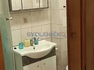 Pronájem bytu 3+1, Trhové Sviny, 55 m2