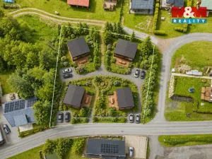 Prodej komerčního pozemku, Klíny - Rašov, 1541 m2