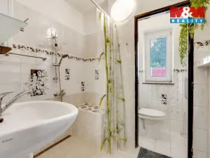 Prodej bytu 3+1, Králův Dvůr, Pod Hájem, 63 m2