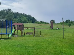 Pronájem chaty, Křivoklát, 35 m2