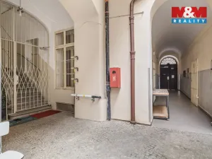 Pronájem bytu 2+1, Praha - Nové Město, Růžová, 60 m2