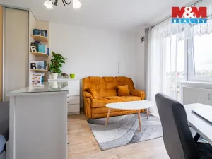Prodej bytu 1+1, Dačice - Dačice IV, Nivy, 39 m2