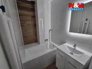 Pronájem bytu 2+1, Karviná, Fibichova, 65 m2