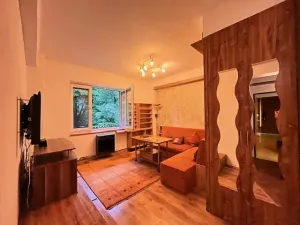 Pronájem bytu 2+1, Praha - Žižkov, Jeseniova, 42 m2