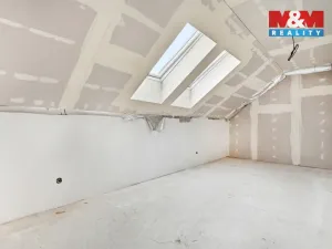 Pronájem bytu 3+kk, Zásmuky - Nesměň, 82 m2