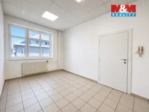 Pronájem obchodního prostoru, Zlín, třída Tomáše Bati, 119 m2