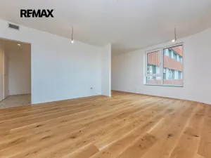 Pronájem bytu 1+kk, Praha - Radlice, U Komína, 37 m2