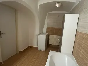Pronájem bytu 2+1, Hostinné, Dolní brána, 70 m2