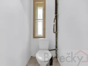 Pronájem bytu 2+kk, Praha - Libeň, U svobodárny, 69 m2