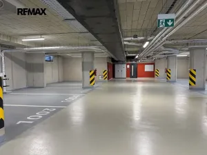 Pronájem bytu 2+kk, Praha - Hloubětín, Waltariho, 54 m2