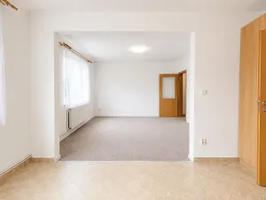 Prodej bytu 1+kk, Praha - Horní Počernice, Dandova, 37 m2